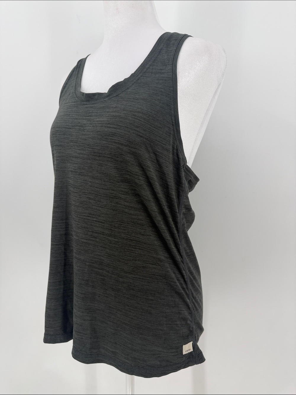 Vuori Women’s Gray Heather Racerback Tank Top Athletic Yoga S/M
